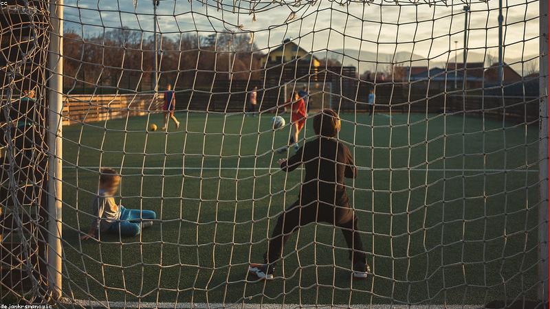 Playmaker Skills: Receiving on the Half-Turn